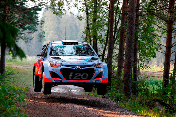 AN ALL-EXPENSE-PAID TRIP TO THE WRC IN SPAIN FOR LUCKY HYUNDAI CUSTOMERS