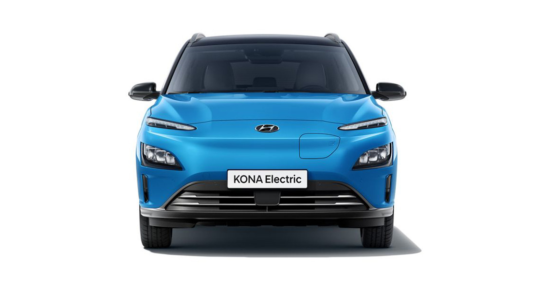 Kona electric - front - The eye-catching closed grille flows into the distinctive new LED headlamps and sharper Daylight Running Lights stretching elegantly around the side.
