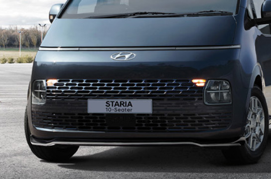 Hyundai Malaysia - Staria - Parametric pixel lights (LED rear combination lamp) / Tinted brass chrome