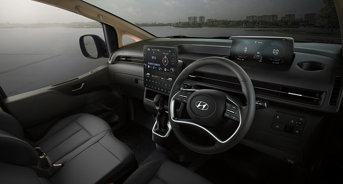 Hyundai Staria 10 Seater - Perfect 10