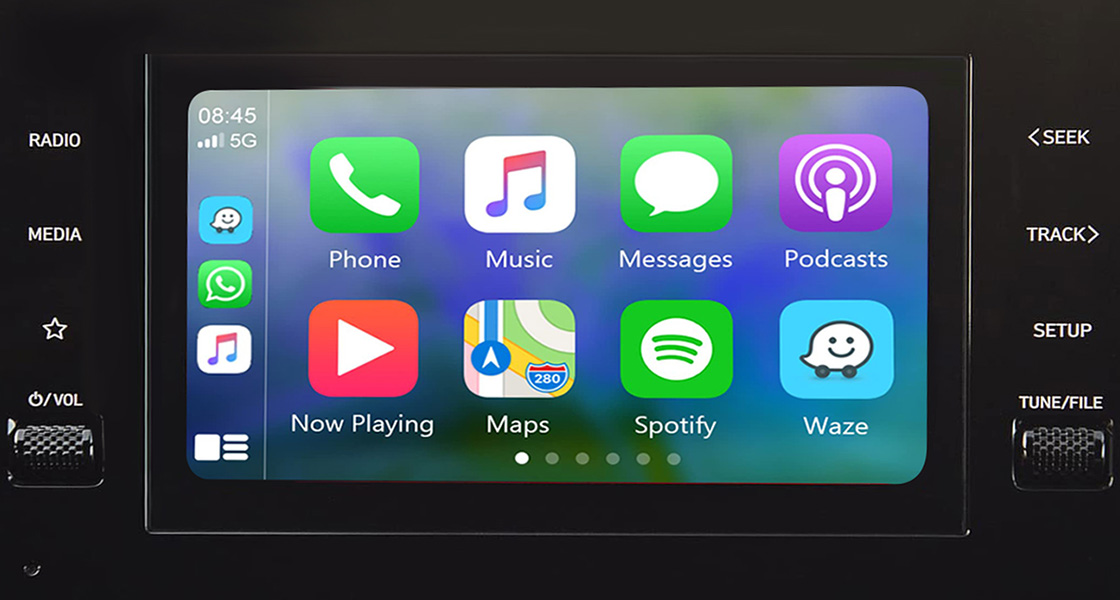 Tucson 8 inch display and full-touch center fascia